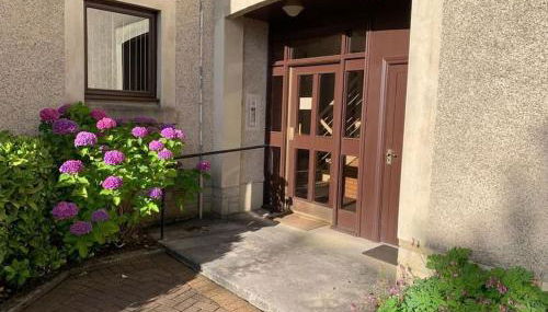 Teith court apartment with private parking. - Foto 2