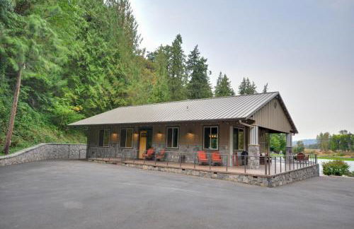 Luxurious Waterfront Retreat with Private Pond! - Foto 31