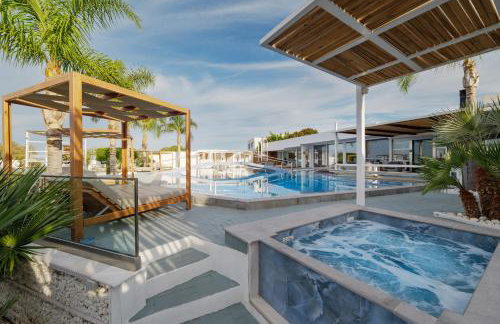 White Luxury Villa - Foto 1