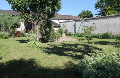 Gîte Fleurs de Gamay au coeur du Beaujolais - Foto 37