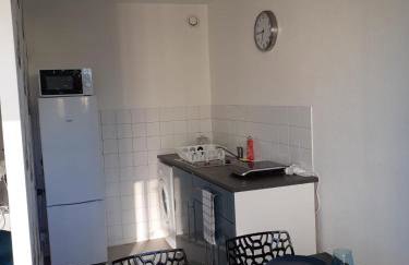 Ideal T1 BALCON 2 personnes - Foto 8