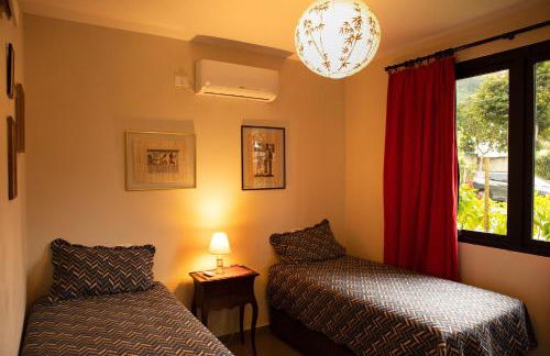 Casas aconchegantes com piscina na encantadora Praia das Cigarras - Foto 30