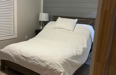 Stay, play and relax in Ohiopyle, PA, Hot tub, Pool table, next to the GAP trail in Ohiopyle, PA - Foto 31