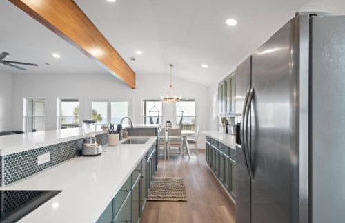 Bayfront Home with Private Pool, Pier, and Firepit - Foto 54