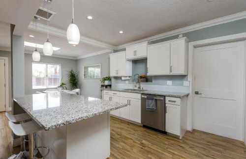 Designer 5 Bd Home, Fountain Pool, Spa, Game Patio - Foto 7