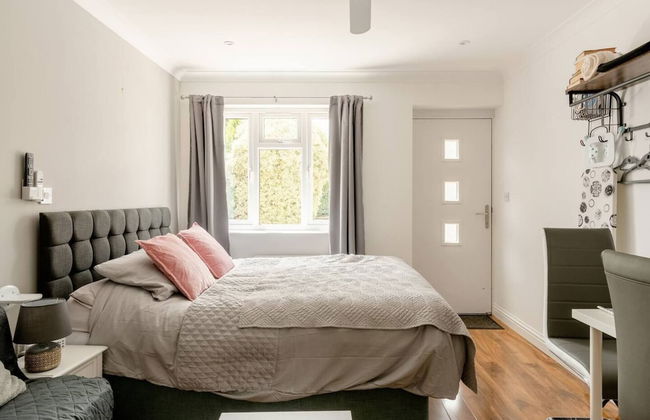 Private Self-contained Annex With Wifi & Parking - Foto 1