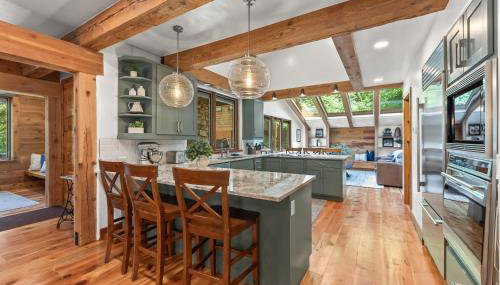 Carpe Montem - Modern, Views, Large Deck, Hot Tub, Private - Foto 3