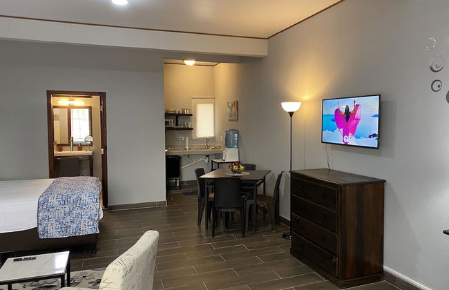 M&M Zavala Hotel and B&B - Foto 10