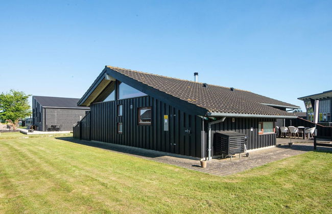 7 Person Holiday Home in Sjolund - Foto 40