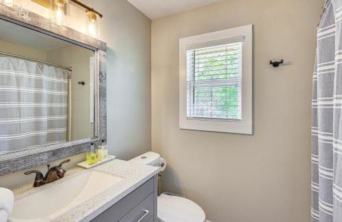 Fall and Football Vibes Titus Retreat with Game Room - Foto 14