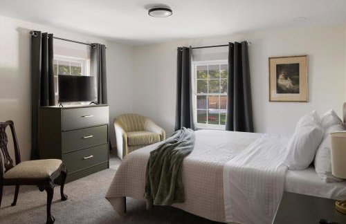 Blushing Pink Manor! Off Frankfort Ave! 8 BR! - Foto 65