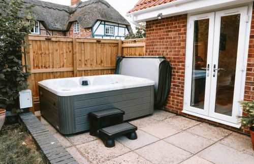 Romantic Country Cottage with Private Hot Tub - Foto 30