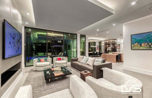 Carlotta- New Construction Luxury Waterfront Villa - Foto 38