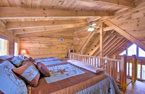 Large Cabin with Deck Overlooking Norfork Lake! - Foto 14