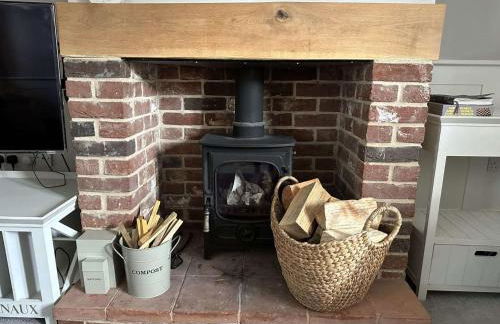 Well Cottage Retreat , Salthouse By Together Travel - Photo 29