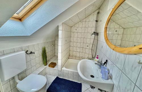 Riverside Retreat with Comfort - Foto 15