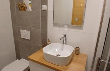 The Father's House - Foto 12