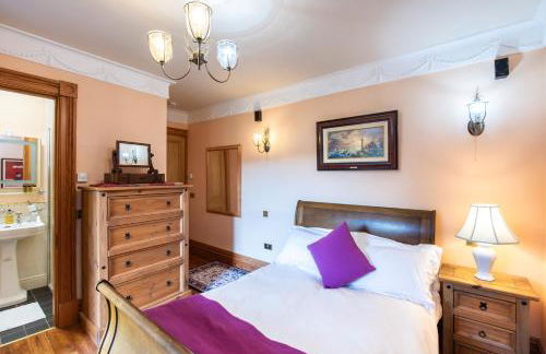 The Doune, Luxury Traditional Country House with hot tub - Photo 24