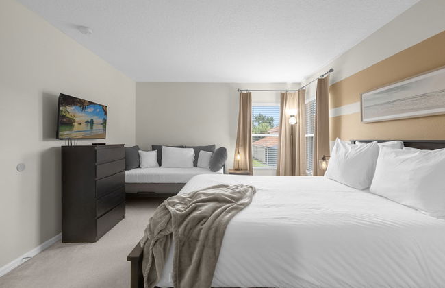 Large Spacious Home w Private Pool Hot Tub - Foto 36