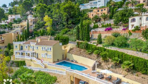 Villa Cala Encantada Sea View Apartments with Pool - Foto 3, Garden