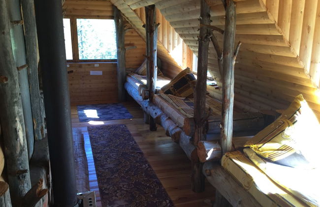 Bear Corner Lodge - Photo 8