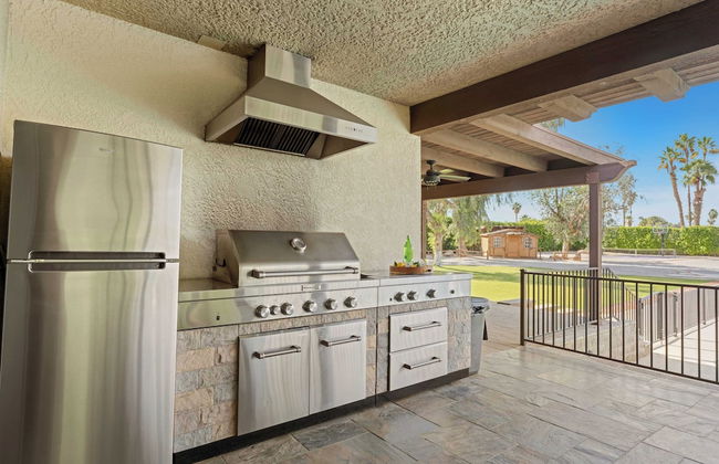 Pool, Sports Court, Game Garage, Fire Pit, & Casita Olivano Ranch by Avantstay - Foto 32