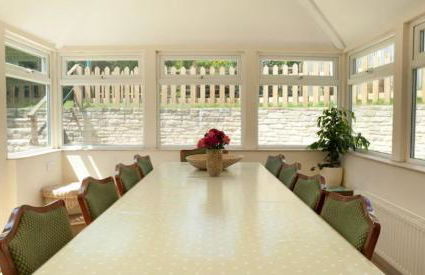 Spacious Coastal Home with Stunning Sea Views - Foto 10