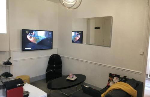 appartement T2 porte de Pantin Métro Hoche - Foto 11