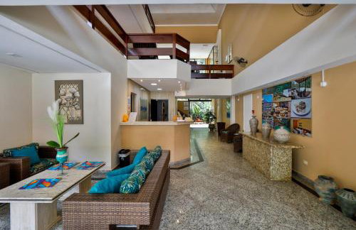 Fabuloso flat 241, Amarílis, Riviera de São Lourenço 3 Piscinas climatizadas carregador veiculo eletrico 2 quartos sendo uma suíte internet 500mb Adega, cozinha equipada completa, serviço de praia fim de semana limpeza trocas de toalhas, - Foto 55