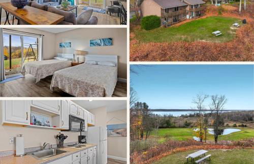 Spacious Hideaway in Torch Lake and Sunrise Views - Foto 1