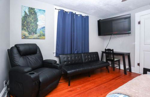 Riverfront Home (Apartment and Bar) - Foto 25