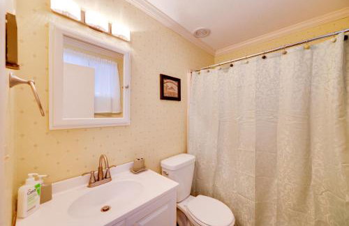 Unique Thornton Townhome Swim, Ski, and Hike! - Foto 16