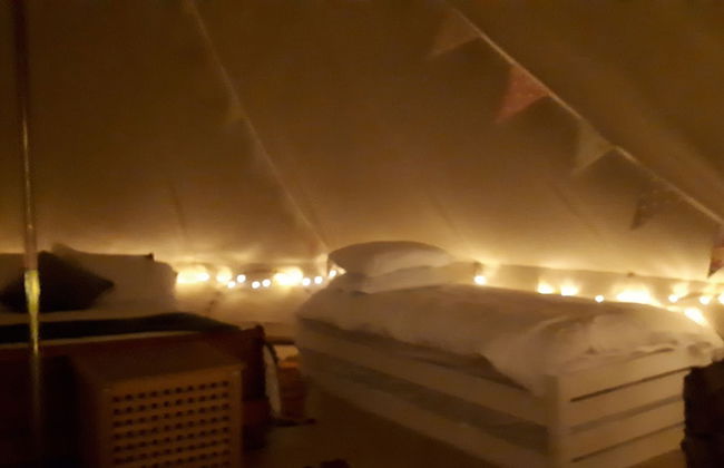 6m xl Bell Tent With log Burner, Near Whitby - Foto 2