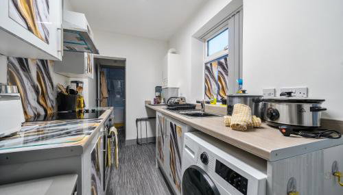 Contractor-friendly Home in Stoke with Free Parking - Foto 3, stove