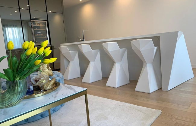 Lux - With Private Pool - A1 - Photo 8