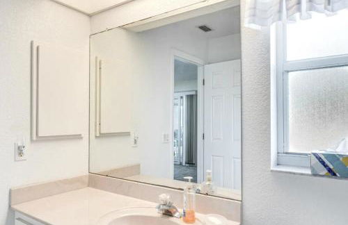 3 BR Pool Home 9 Miles to Beach and Golf Courses - Photo 8