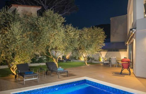 Beautiful Home In Porec With Kitchen - Foto 17