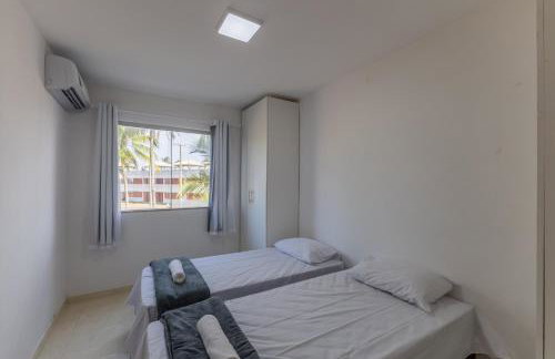 Apt em Condomínio pé na areia - Praia da Perola - Foto 23