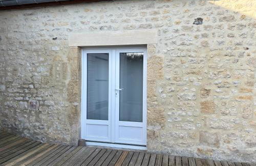 Hortansia apt rénové bien équipé avec terrasse aménagée jardin, parking privé, proche de la mer, près de Port en Bessin et Omaha Beach - Foto 21