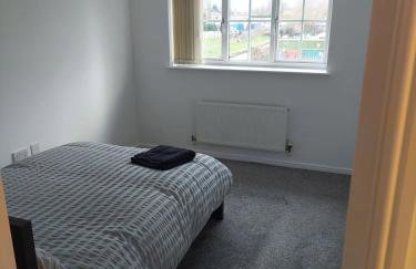 Elegant 2 Bedroom Entire House - Foto 9