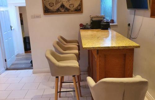 Historic Manor House - Sleeps 16 - Pool & Hot Tub - Foto 103