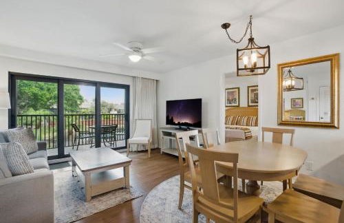 Deluxe Condo with Lake Views - Foto 1