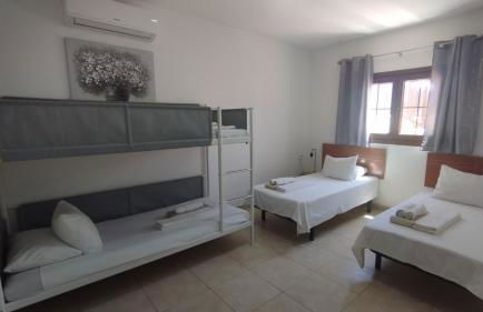 Villa Vista Reina - Luxury 6 Bedroom - Heated Pool- Views - Pool Table - Vista Lobos - Playa Blanca - Photo 33