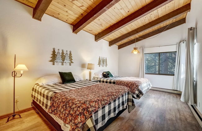 Singing Pines in Marla Bay - Walk to Lake! - Foto 7