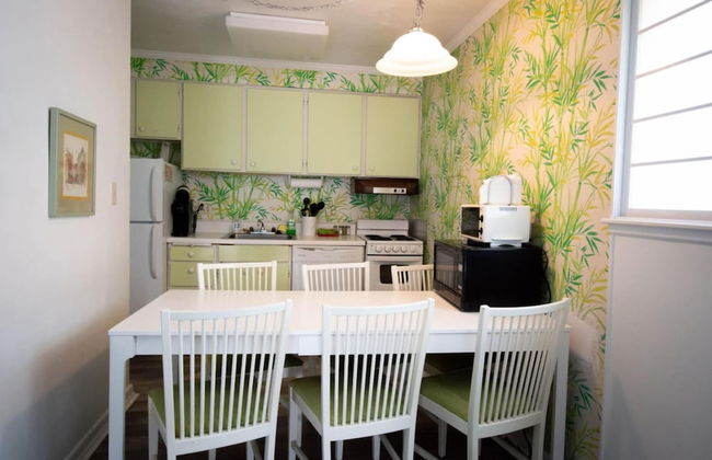 Retro Turtle Reef Condo 1 Block From Beach w Pool - Foto 6