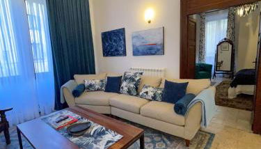 Orvieto: Spacious 3BR 3BA apartment with balcony & patio - Photo 2