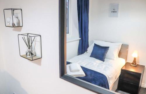 3Bedroom EnSuite SofaBed Sleeps upto 6 Contractors Families Long or Short Stay Free Parking WIFI - Foto 54