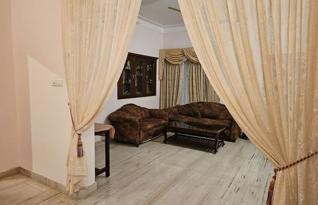 De Royale Summit Home Stay - Photo 21