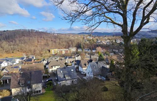 Siegen - Geisweid Work and stay Neu Modernisiert 3 Schlafzimmer Badezimmer Wohnzimmer Balkon - Foto 67