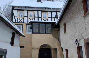 Ritterstube - Eifelstuben mit Charme, Nähe See und Burg, außergewöhnlich, Vulkaneifel - Photo 50